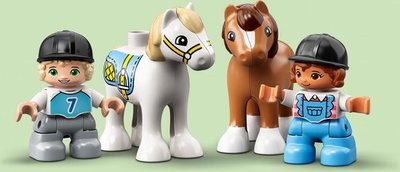 10951 LEGO DUPLO Paardenstal en Pony's Verzorgen 