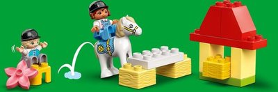 10951 LEGO DUPLO Paardenstal en Pony's Verzorgen 