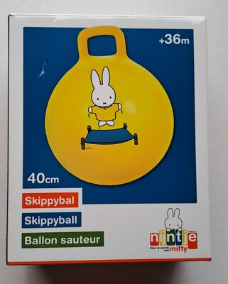 37520 Nijntje Skippybal 40 cm Geel